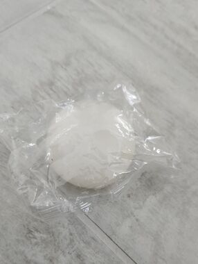 🐻 Round White Stress Ball